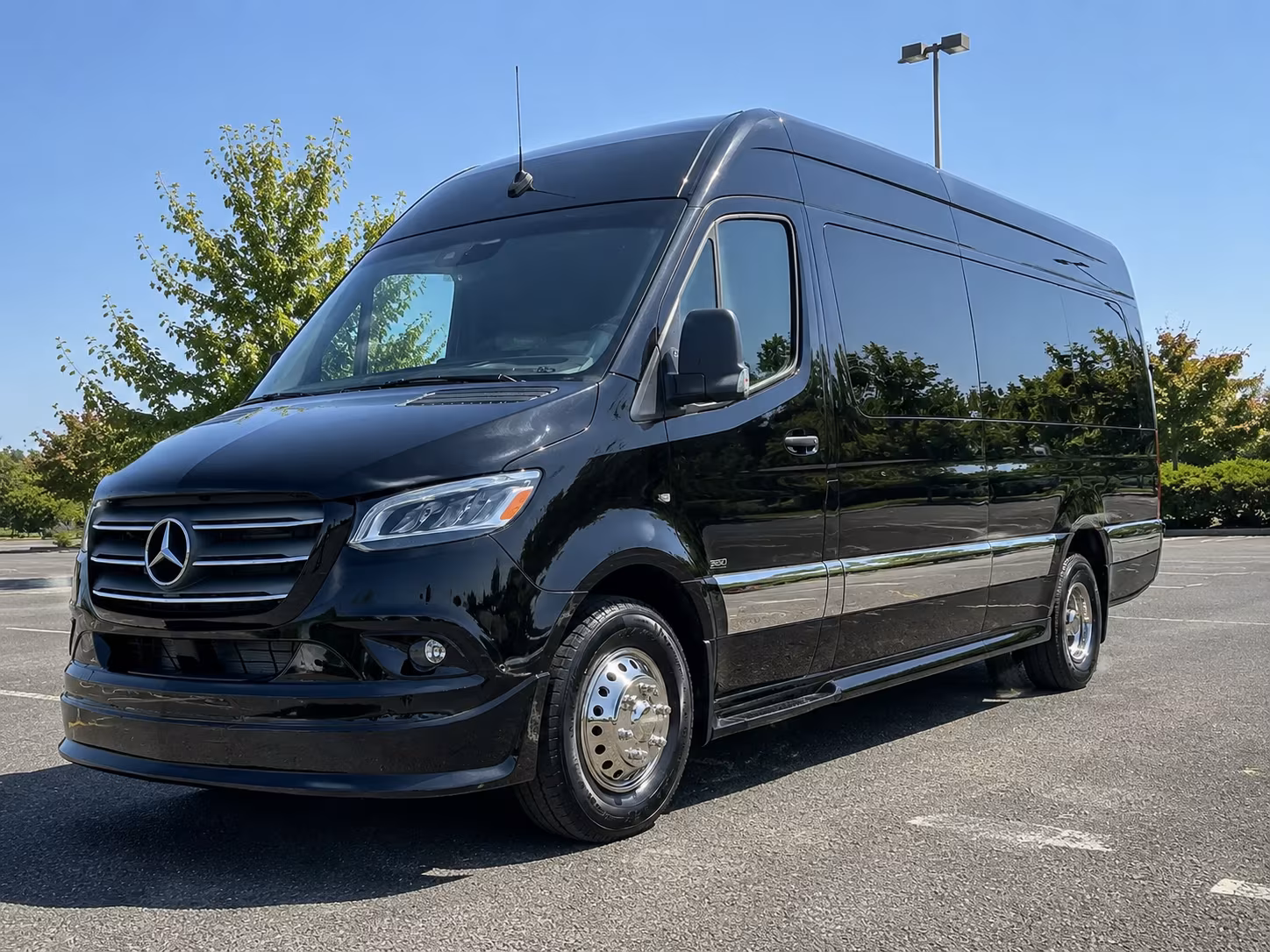 easily book transportation for your next airport transfer 1