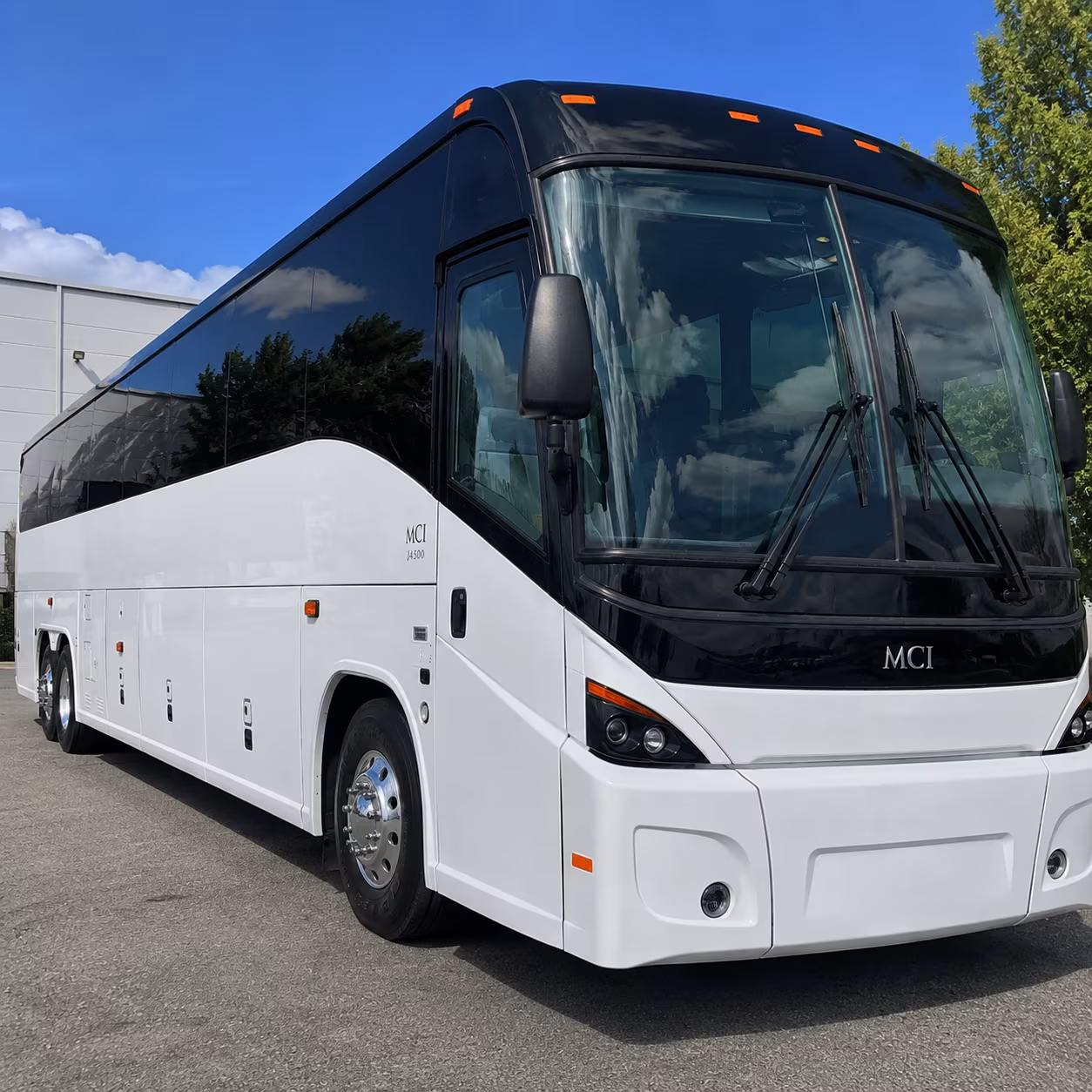 easily book transportation for your next airport transfer 2