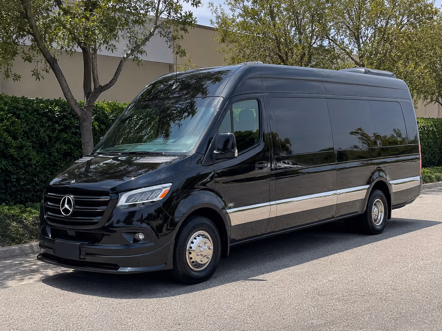 easily book transportation for your next convention or trade show 3