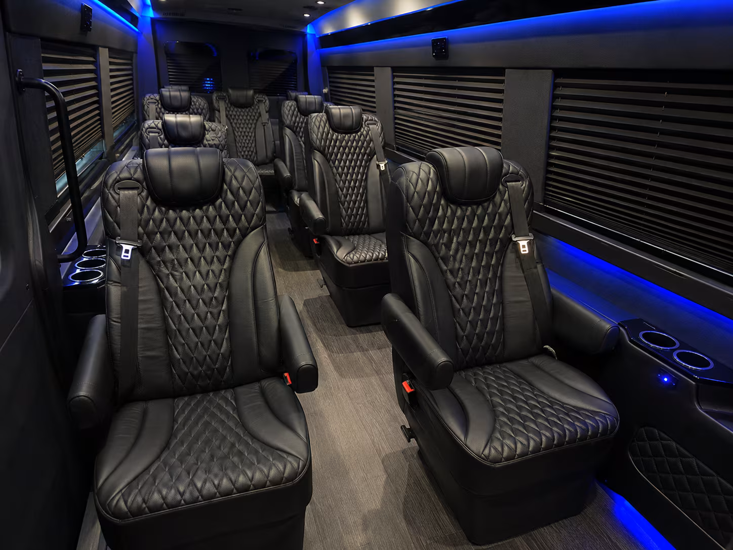 easily book transportation for your next prom 4