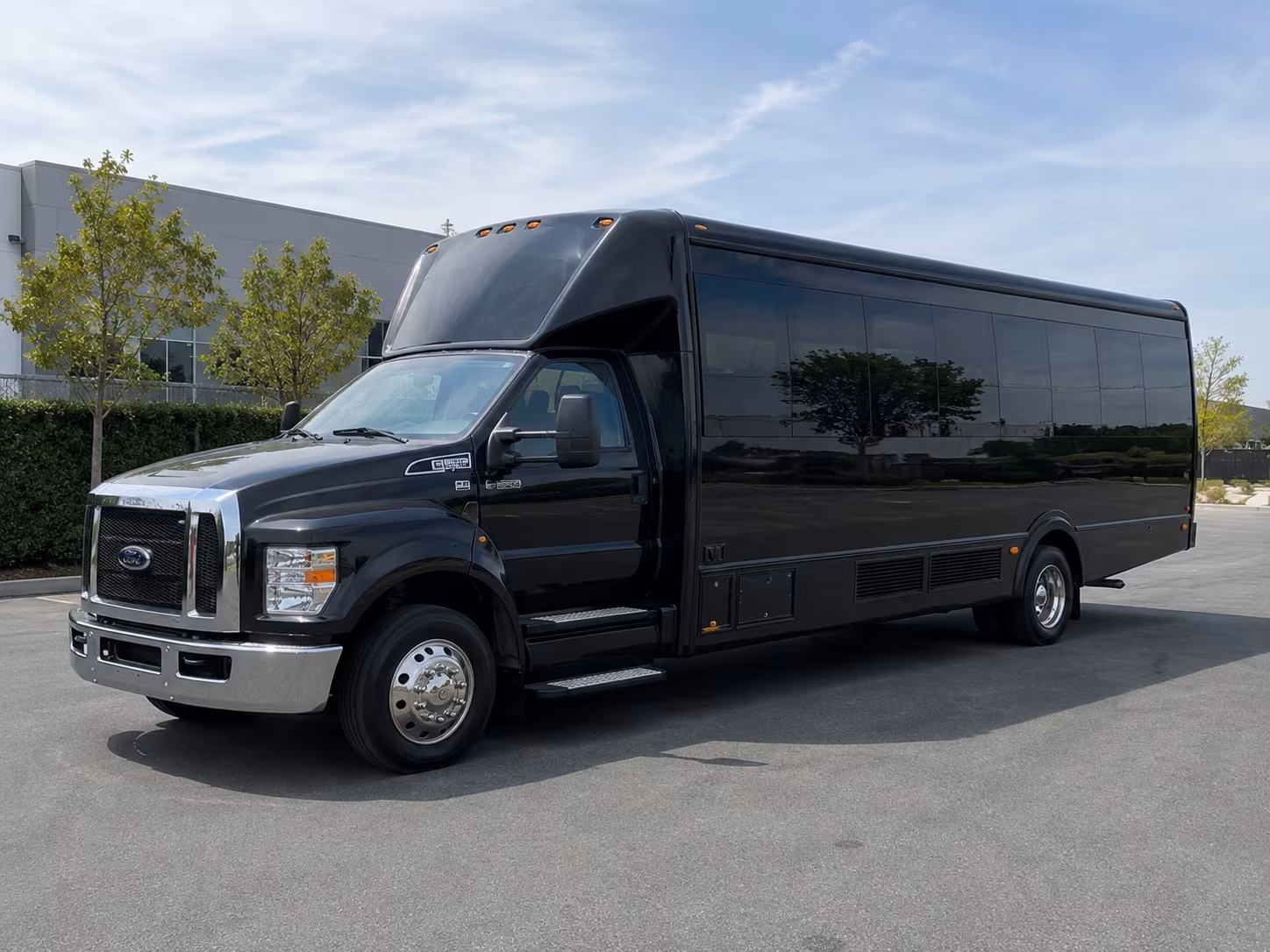 hotel to venue shuttle buses for worcester corporate groups